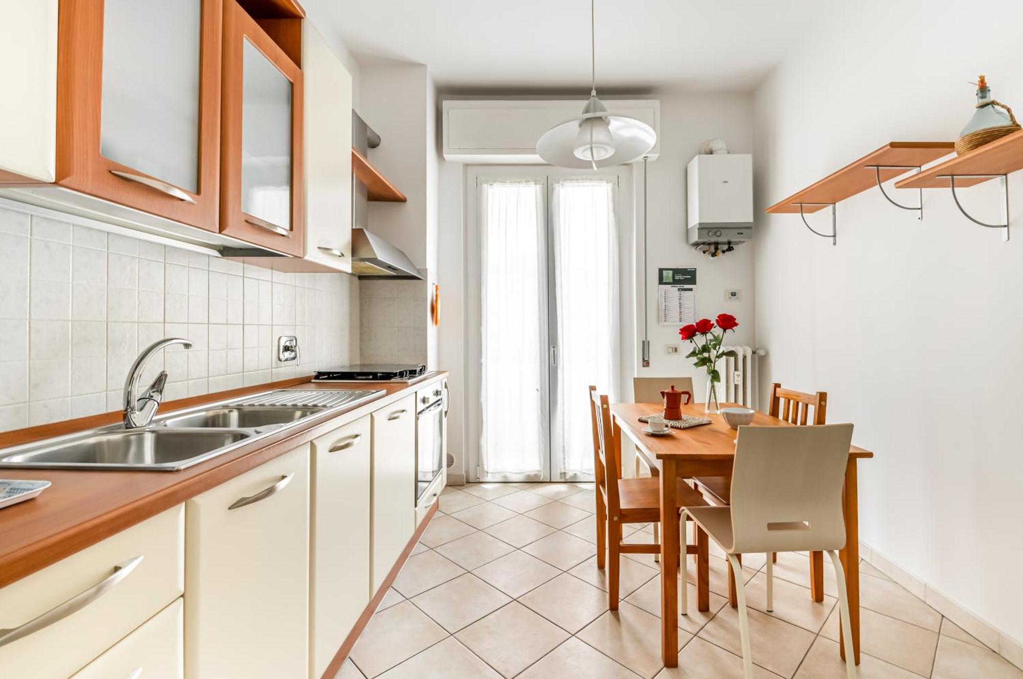 Quiet And Cozy With Balcony Appartamento